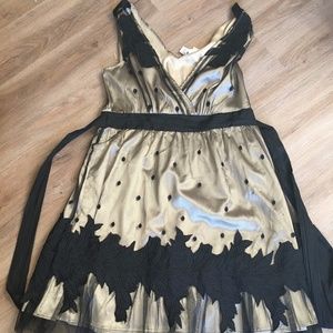 Gorgeous black and gold Ryu: dress